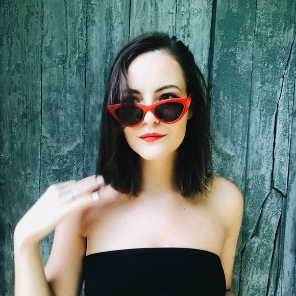 Meet your posher- Maddy! - Picture 4 of 4